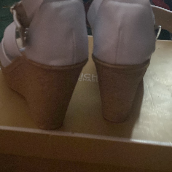 Platform sandals - Picture 3 of 5